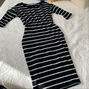 Moyabo Black and White Stripe 3/4 Length Sleeve Midi Dress (w pockets) - Size S